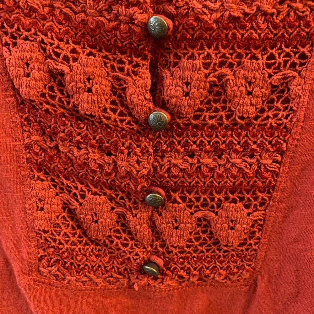 Lucky 🍀 Brand burnt orange top - Picture 2 of 6